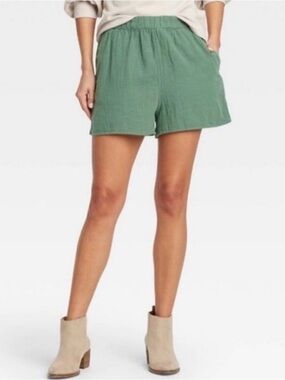 Universal Thread Women’s Green 100% Cotton Gauzy Lightweight Summer Shorts Large